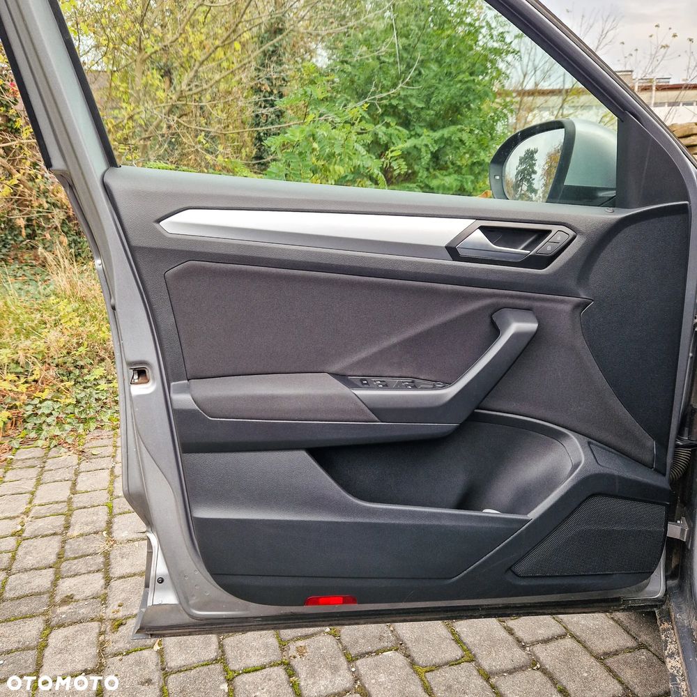 Volkswagen T-Roc 1.5 TSI Life - 8