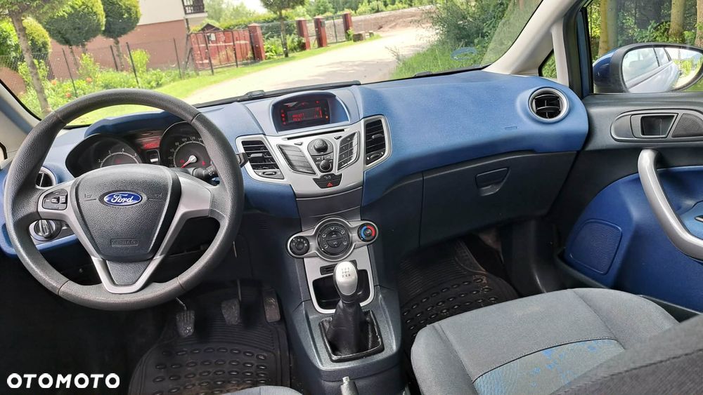 Ford Fiesta - 13