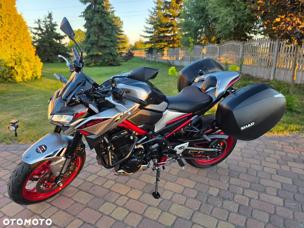 Kawasaki Z 900 - 15