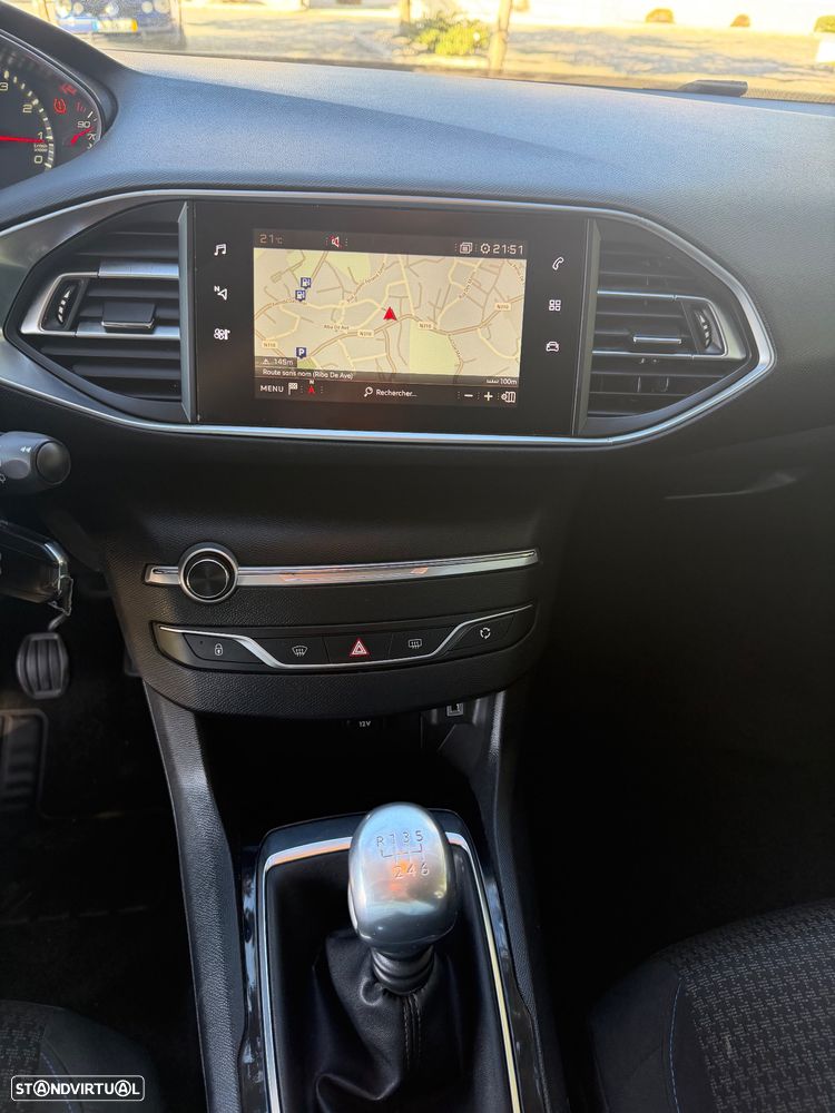 Peugeot 308 - 21