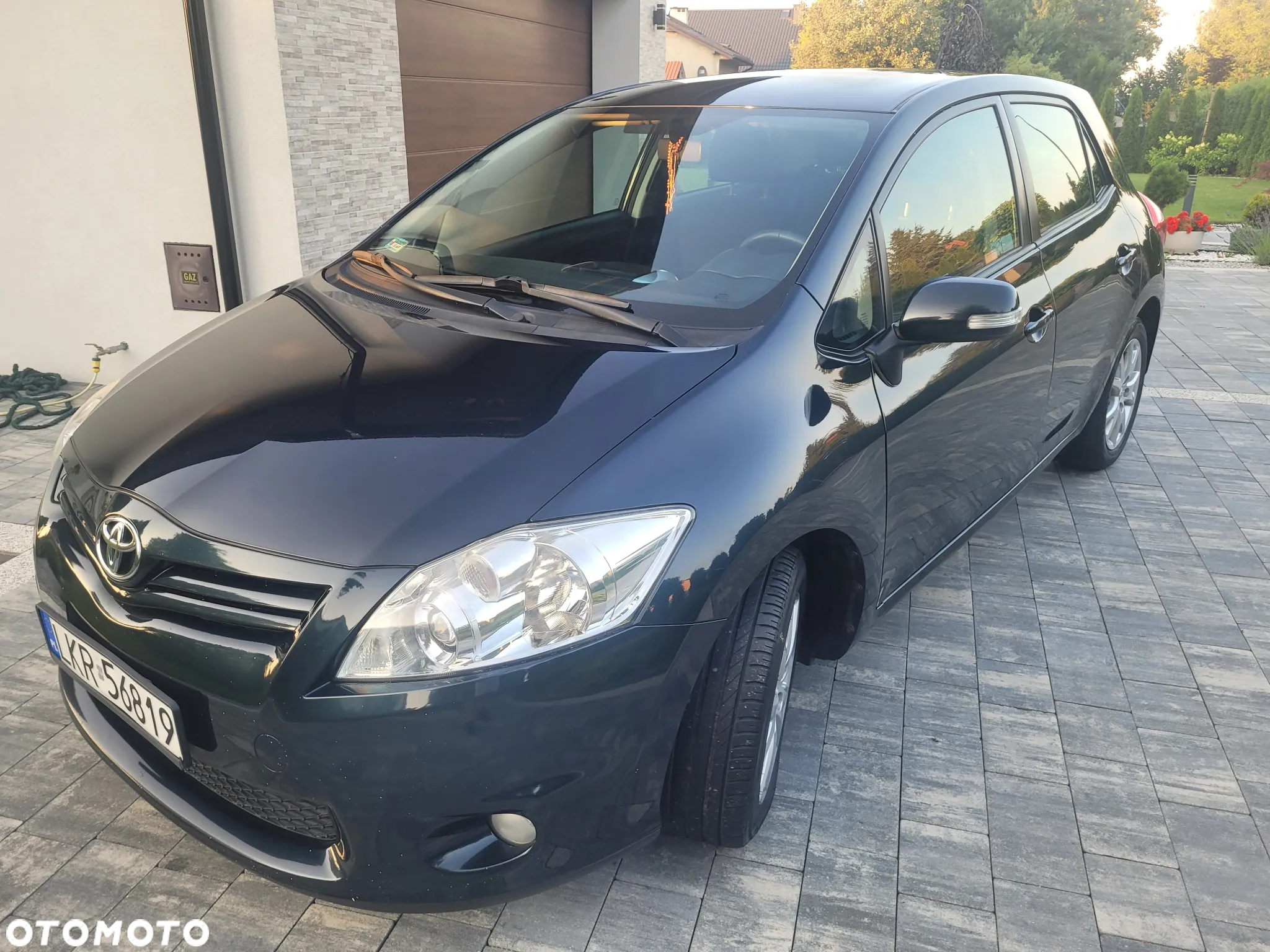 Toyota Auris 1.6 Premium Start - 2
