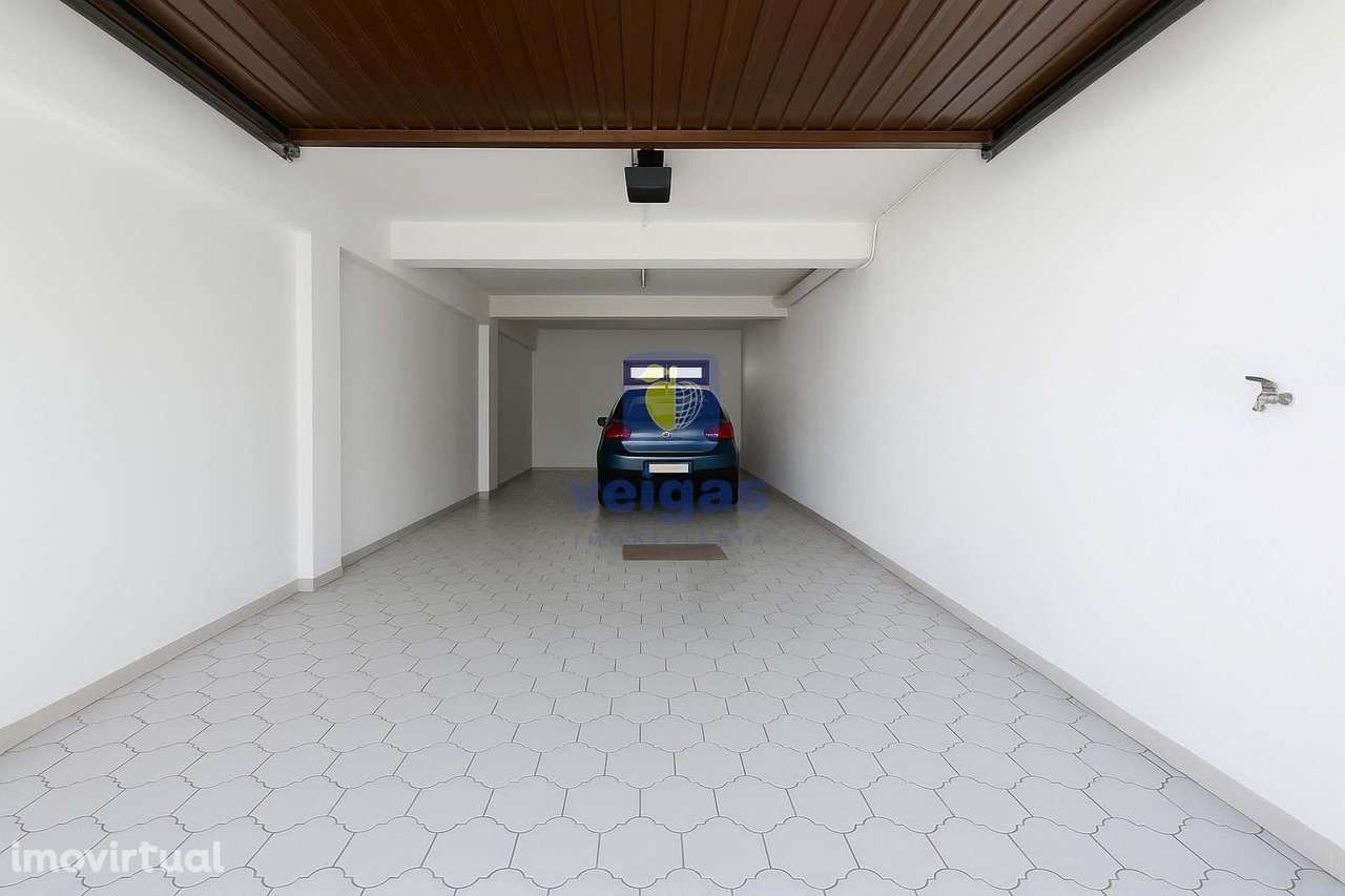 Garagem 2 Carros para venda no Sobralinho - Grande imagem: 3/3