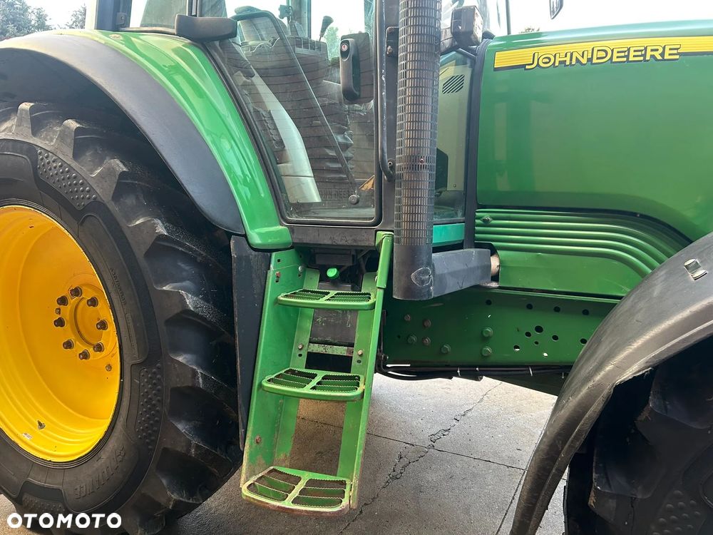 John Deere 6820 - 22