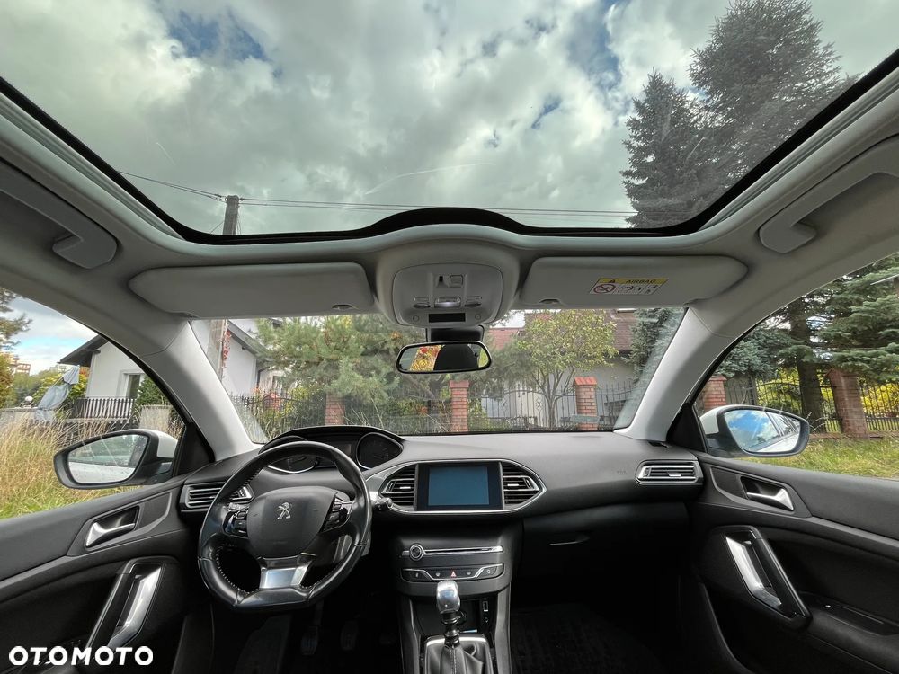 Peugeot 308 SW 1.2 PureTech Active S&S - 11