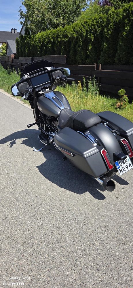Harley-Davidson Touring Street Glide - 4