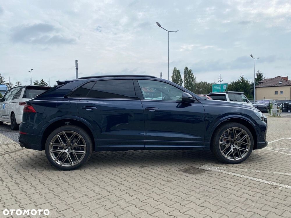 Audi RS Q8 - 11