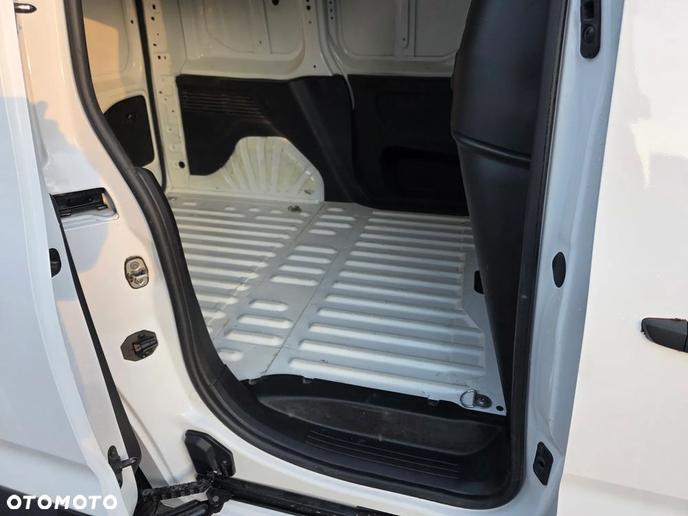 Toyota Proace City - 22