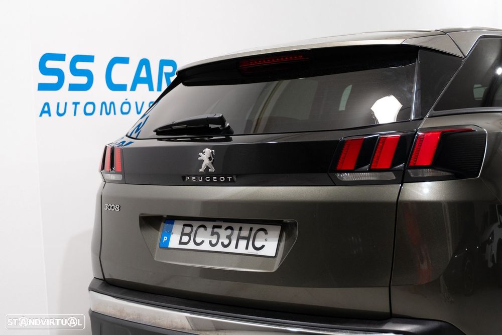 Peugeot 3008 1.2 PureTech Allure - 8