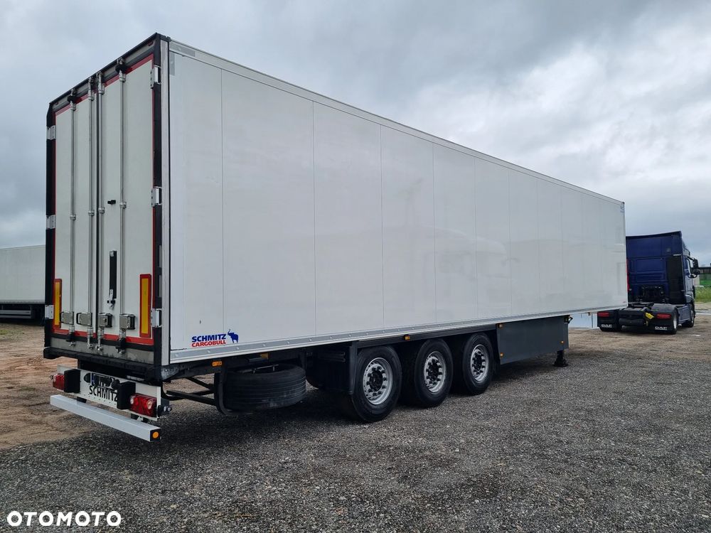Schmitz Cargobull SKO - 8