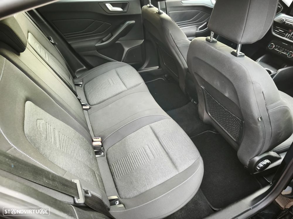 Ford Focus 1.5 EcoBlue S&S Aut. ACTIVE - 24