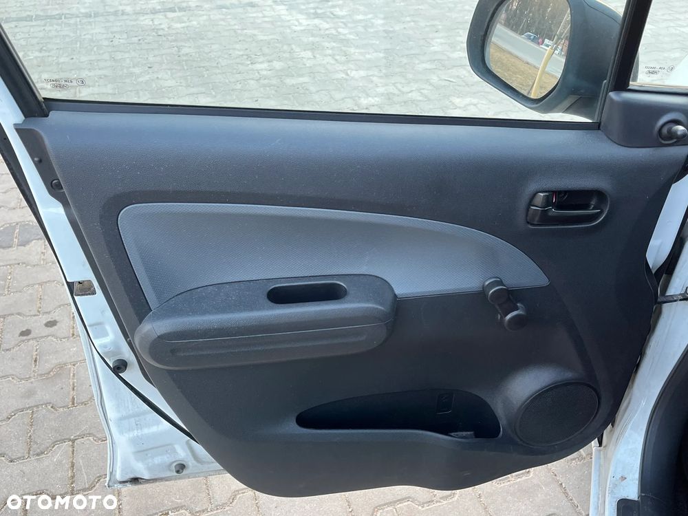 Opel Agila 1.0 ecoFLEX - 19