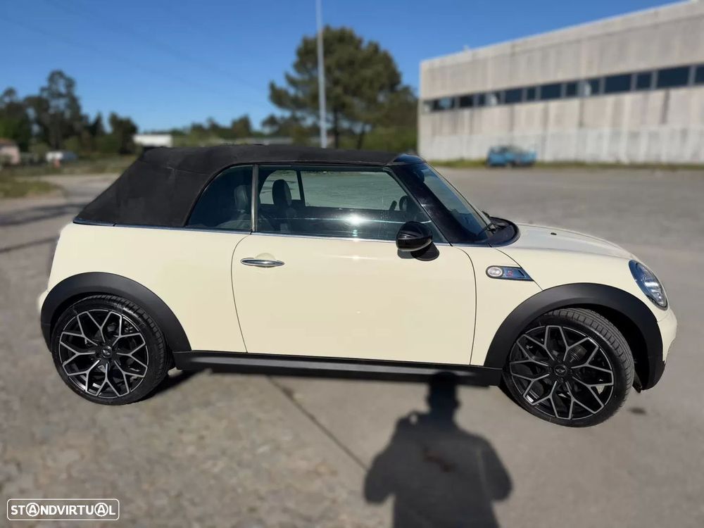 MINI Cabrio Cooper S - 8