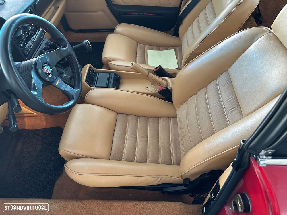 Alfa Romeo Spider 2.0 - 10