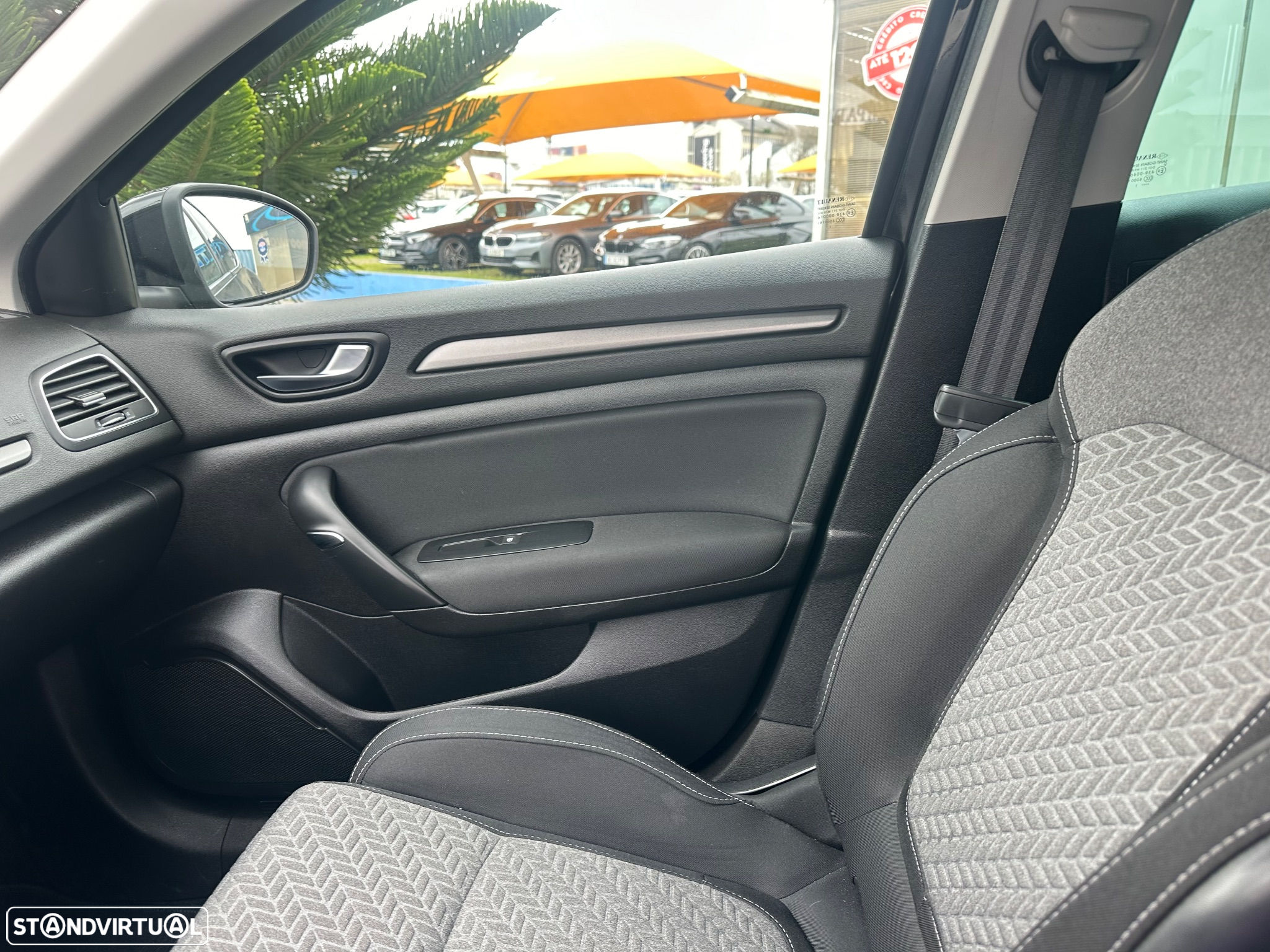 Renault Mégane 1.5 Blue dCi Limited - 43