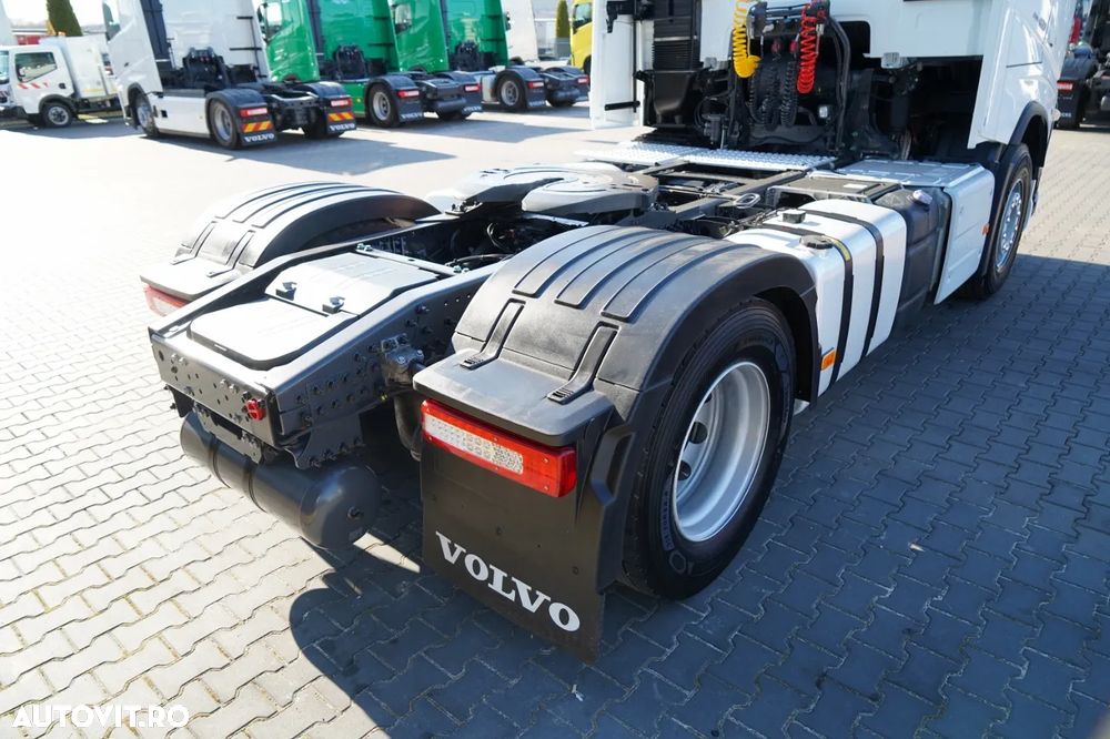 Volvo FH 460 / I-SHIFT / I SAVE / 2023 - 15