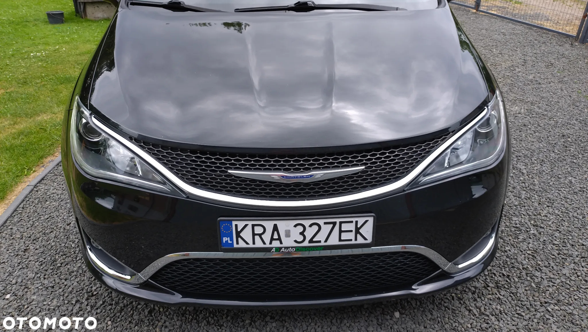 Chrysler Pacifica - 6