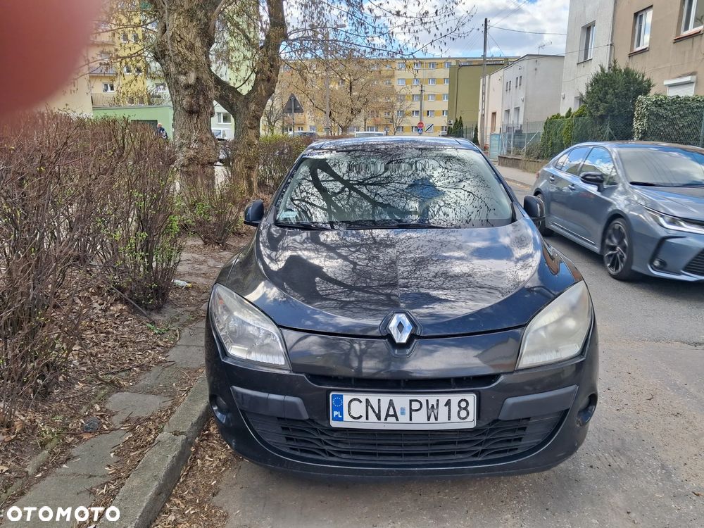 Renault Megane 1.9 dCi FAP Dynamique - 5
