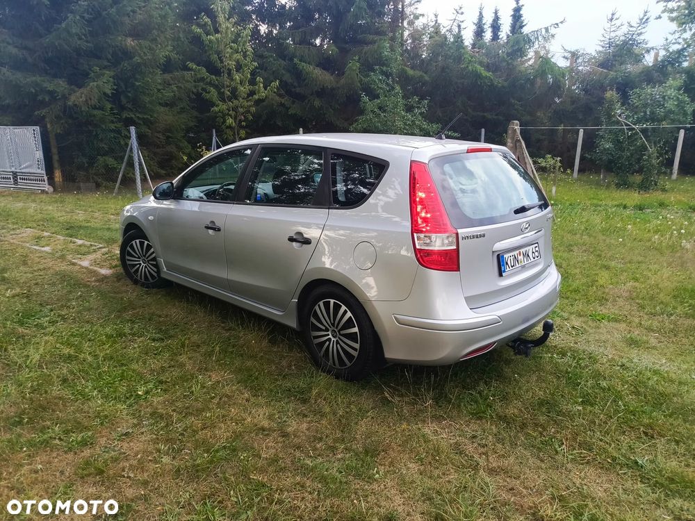 Hyundai i30 1.6 CRDi Comfort - 24