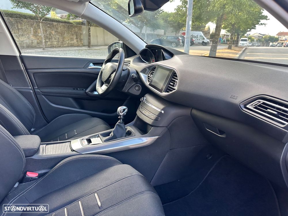 Peugeot 308 e-HDi FAP 115 Stop&Start Allure - 34