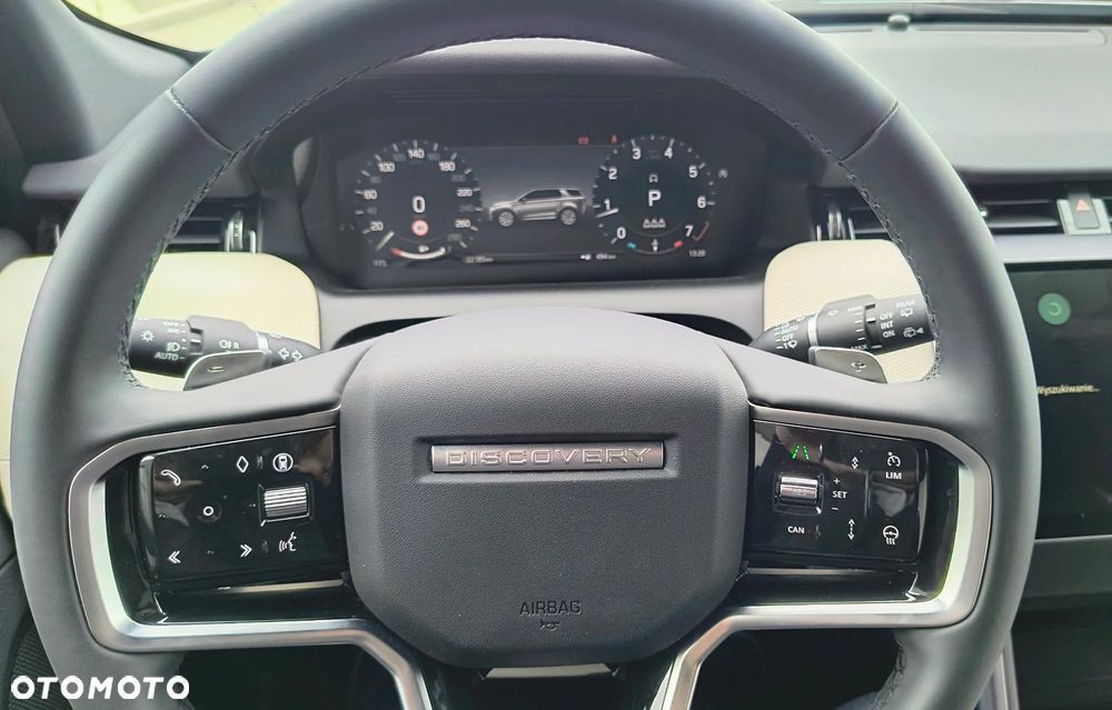 Land Rover Discovery Sport - 12