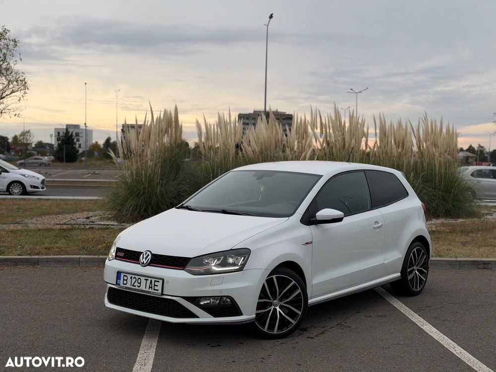 Volkswagen Polo 1.8 TSI BMT GTI - 1