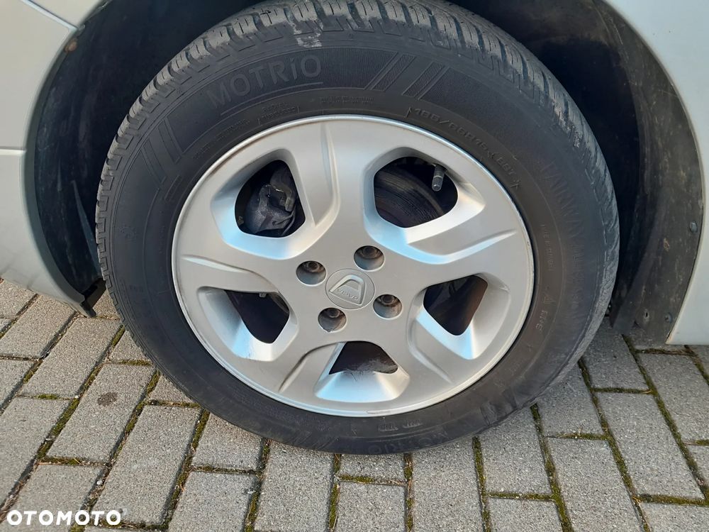 Dacia Logan TCe 90 Prestige - 9