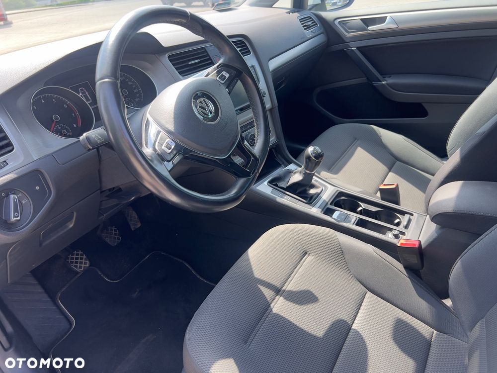 Volkswagen Golf 1.4 TSI BMT Comfortline - 10