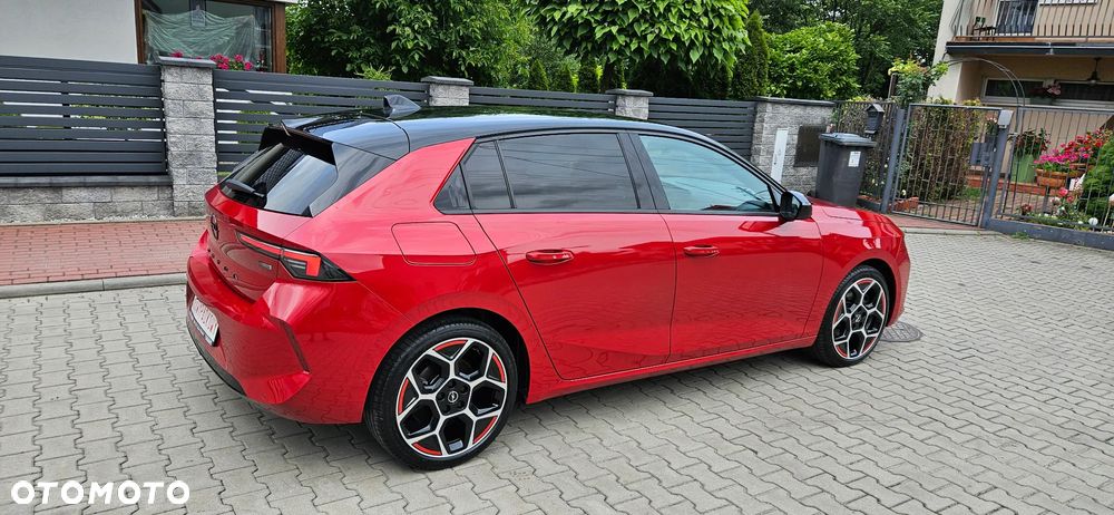 Opel Astra 1.6 T Plug-in Hybrid GS - 4
