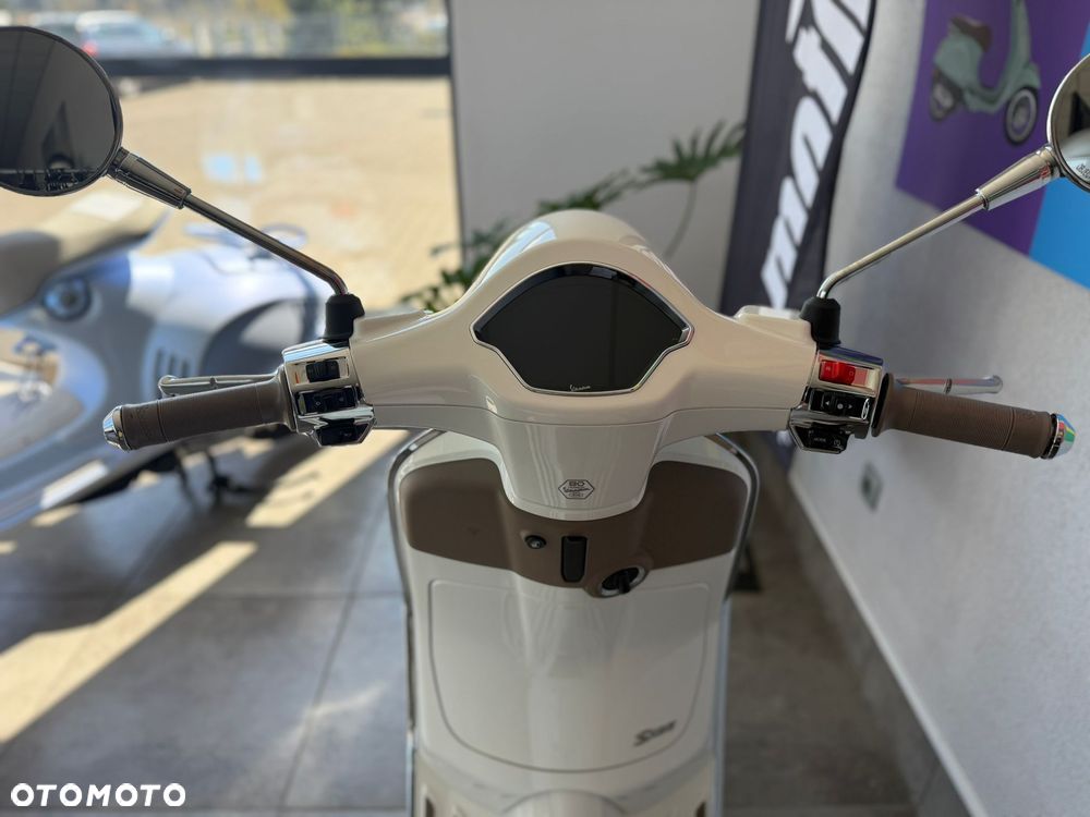 Vespa Primavera - 11