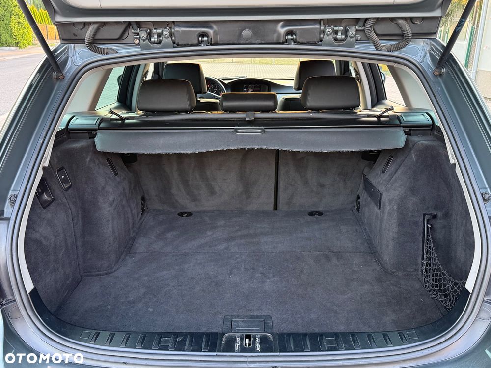 BMW Seria 3 - 23
