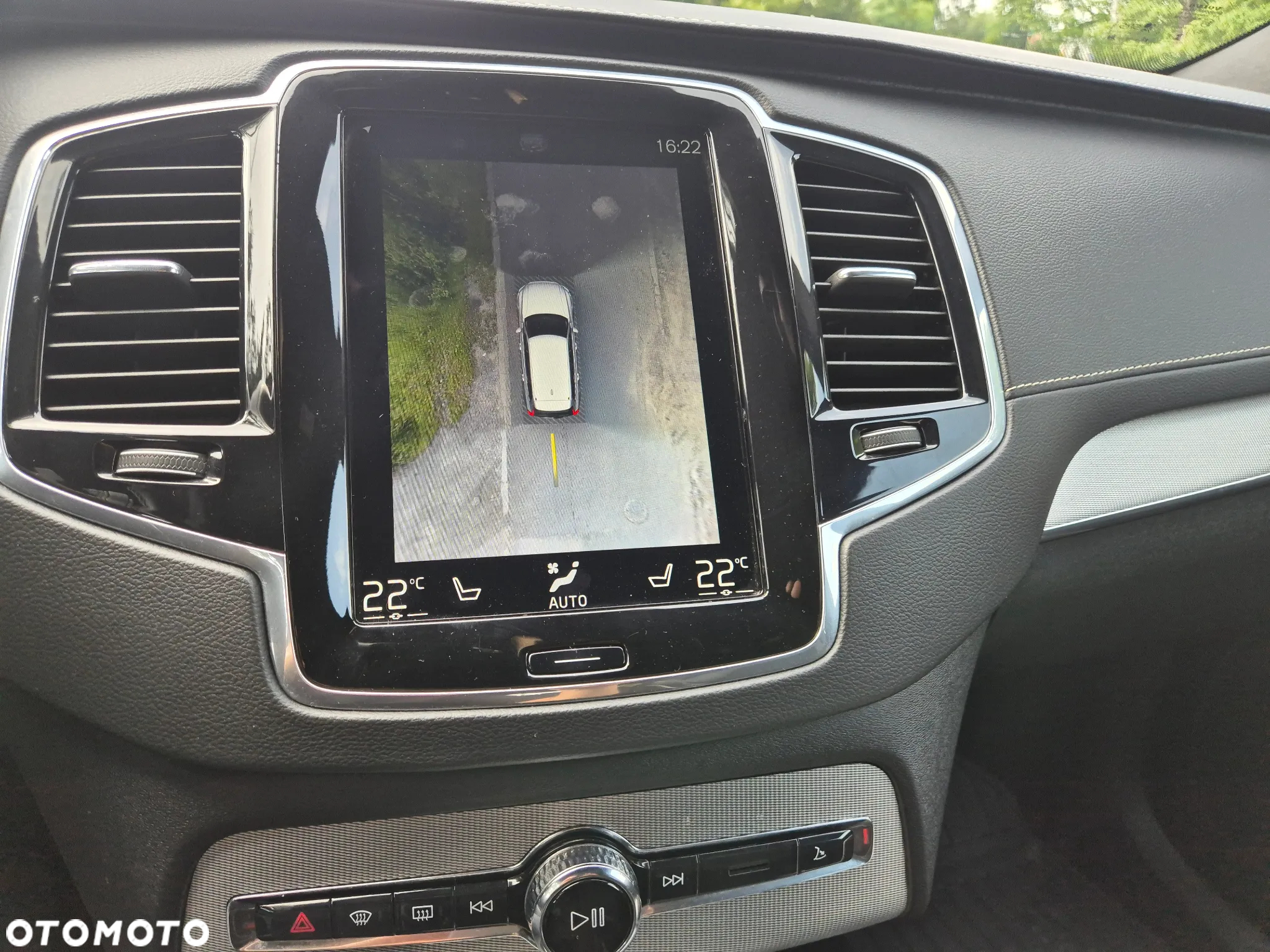 Volvo XC 90 D5 AWD R-Design - 14