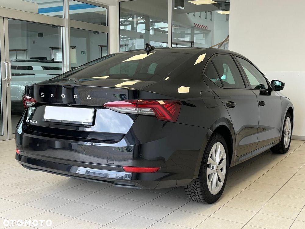 Skoda Octavia 2.0 TDI Ambition - 8