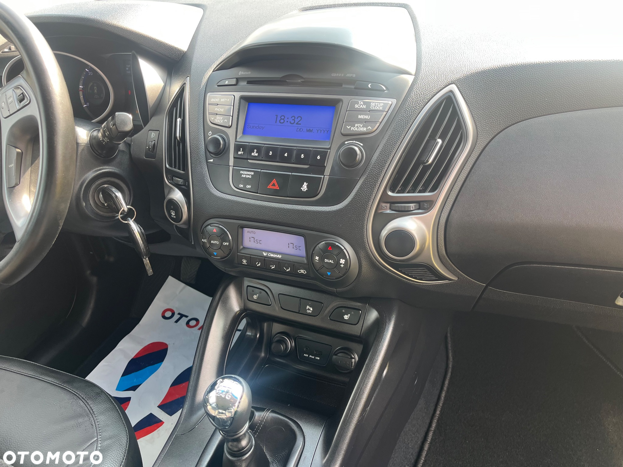 Hyundai ix35 2.0 CRDi 4WD Fifa World Cup Gold Edition - 23
