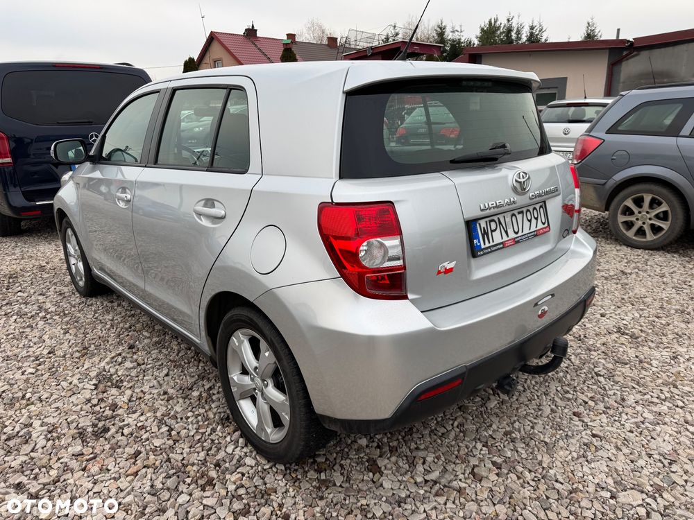 Toyota Urban Cruiser - 2