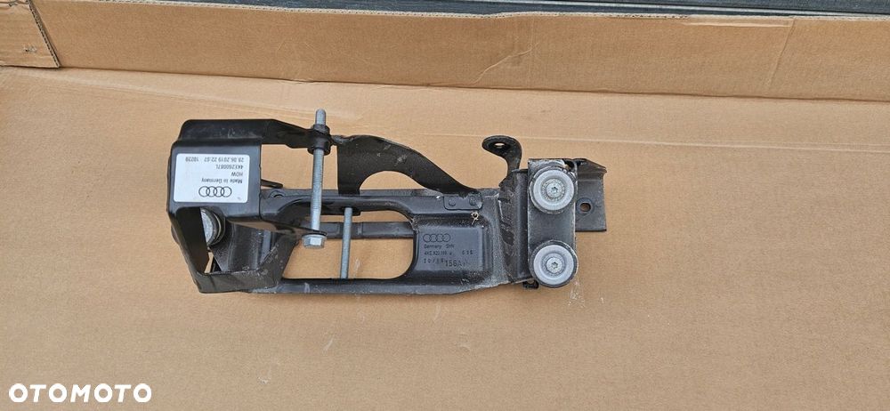 Audi E-tron 55 4KE STELAŻ MOCOWANIE UCHWYT SPRĘŻARKI KLIMATYZACJI 4KE820196 - 2