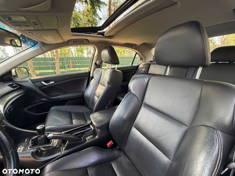Honda Accord 2.0 Elegance - 17
