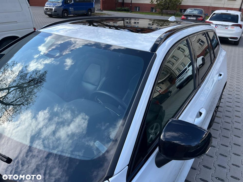 Volvo V60 B4 D Plus Dark - 16