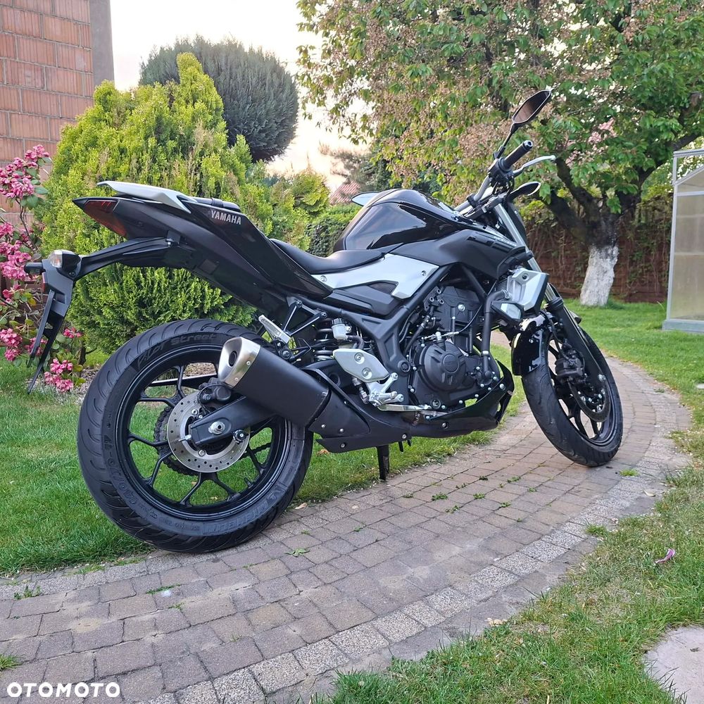 Yamaha MT - 2
