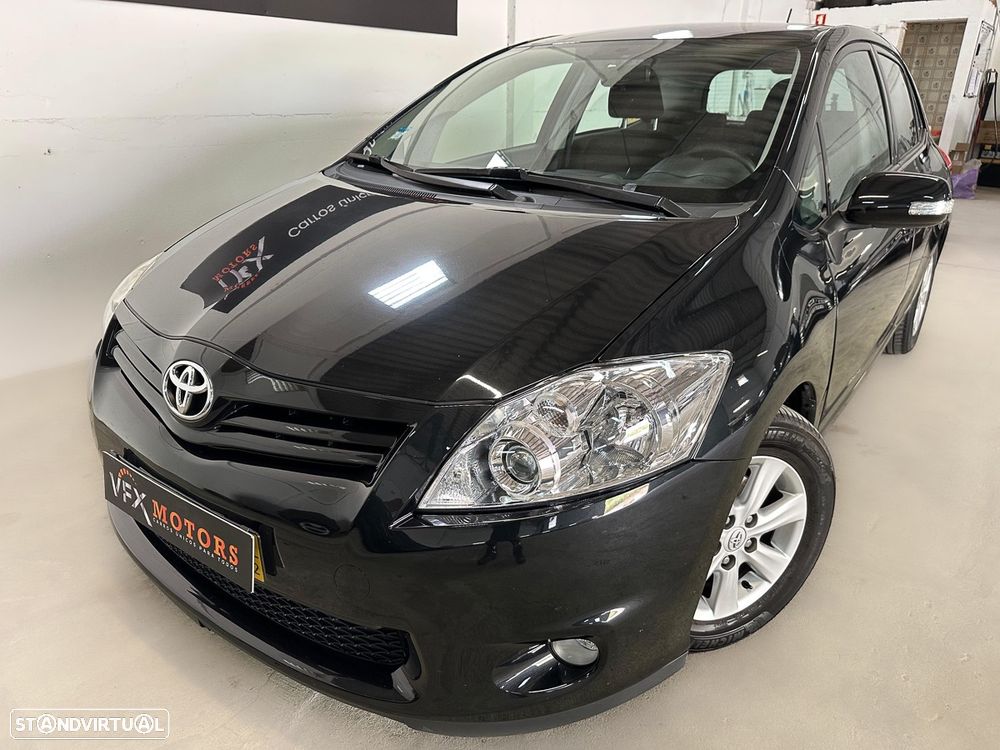 Toyota Auris 1.4 D-4D Exclusive+Navi - 23