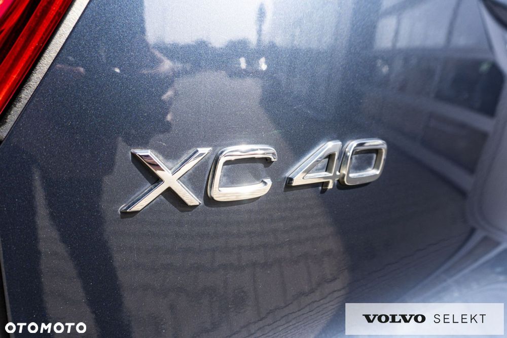 Volvo XC 40 - 24