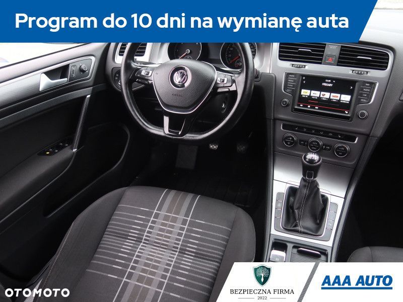 Volkswagen Golf Variant - 8