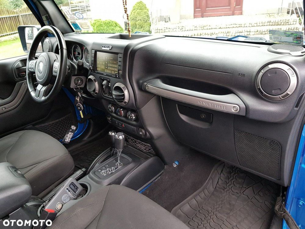 Jeep Wrangler - 14