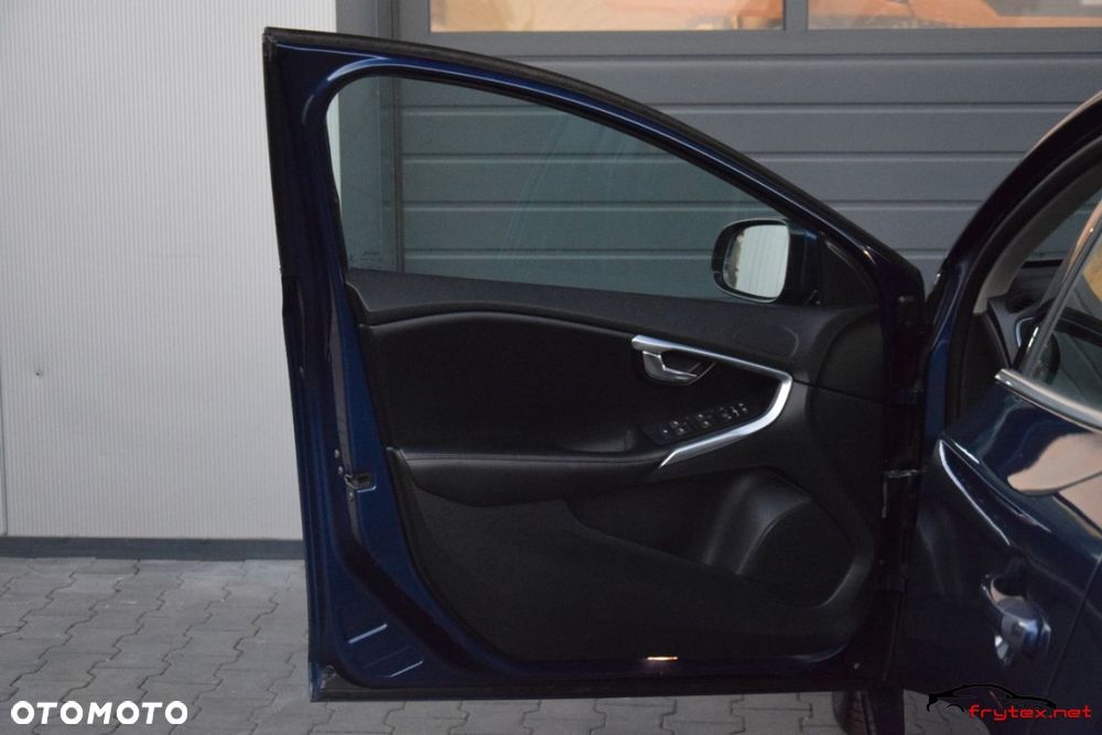 Volvo V40 - 17