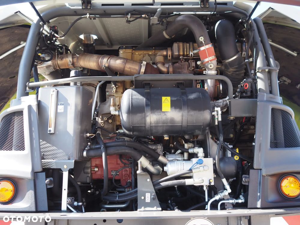 Claas Jaguar 870 - 11