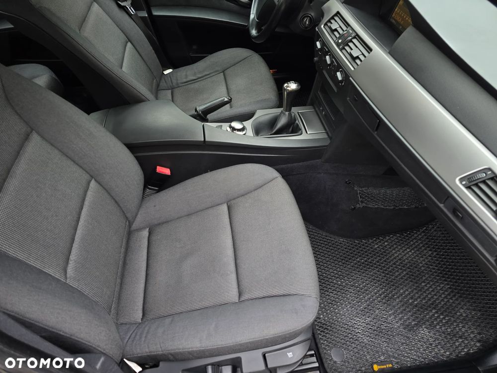 BMW Seria 5 - 29