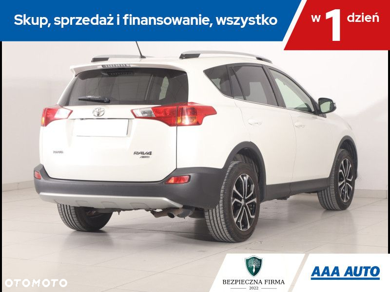 Toyota RAV4 - 6