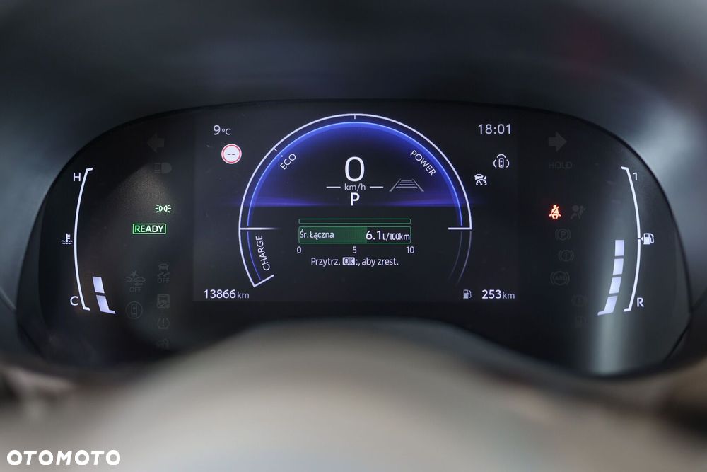 Toyota Yaris Hybrid 1.5 Style - 8