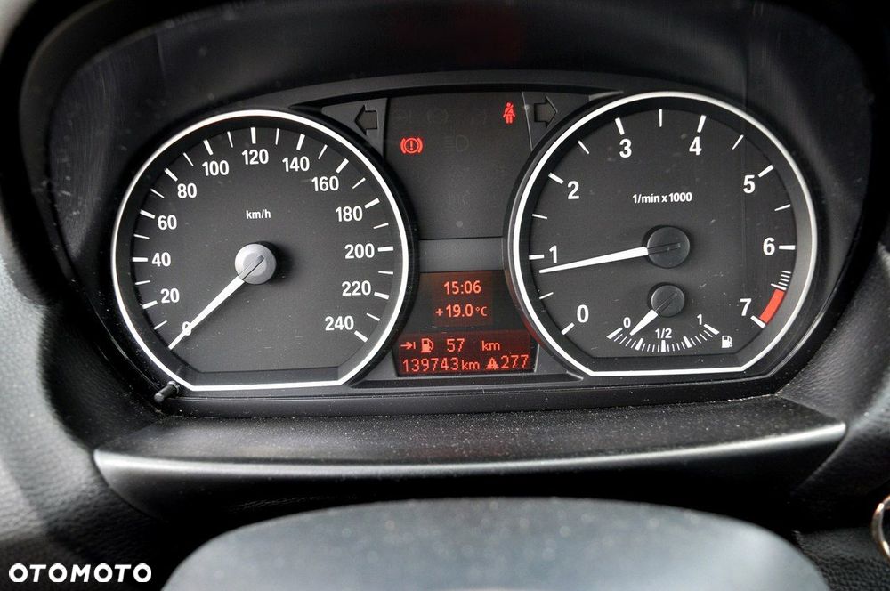 BMW Seria 1 116i - 18