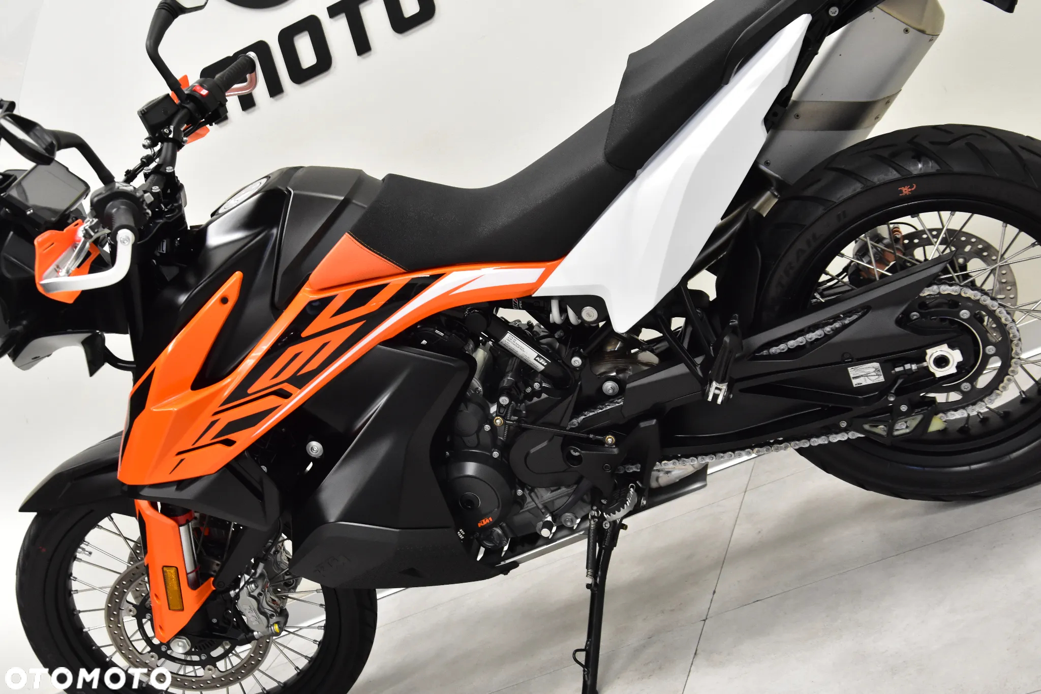 KTM Adventure - 14