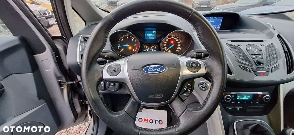 Ford Grand C-MAX - 12